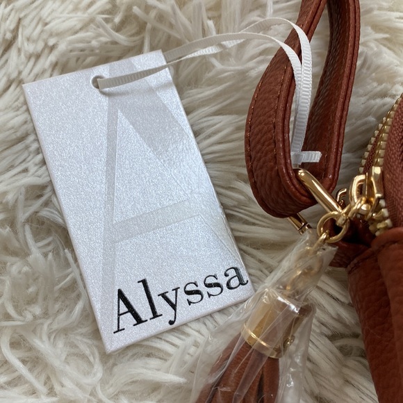 ๐HP๐ Alyssa Vegan Leather Crossbody Purse ๐ Cognac - Picture 11 of 12